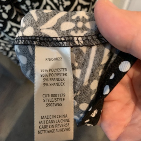 Max Studio flowy sumner strapoy dress. NWT. Retail 97 - Picture 5 of 5